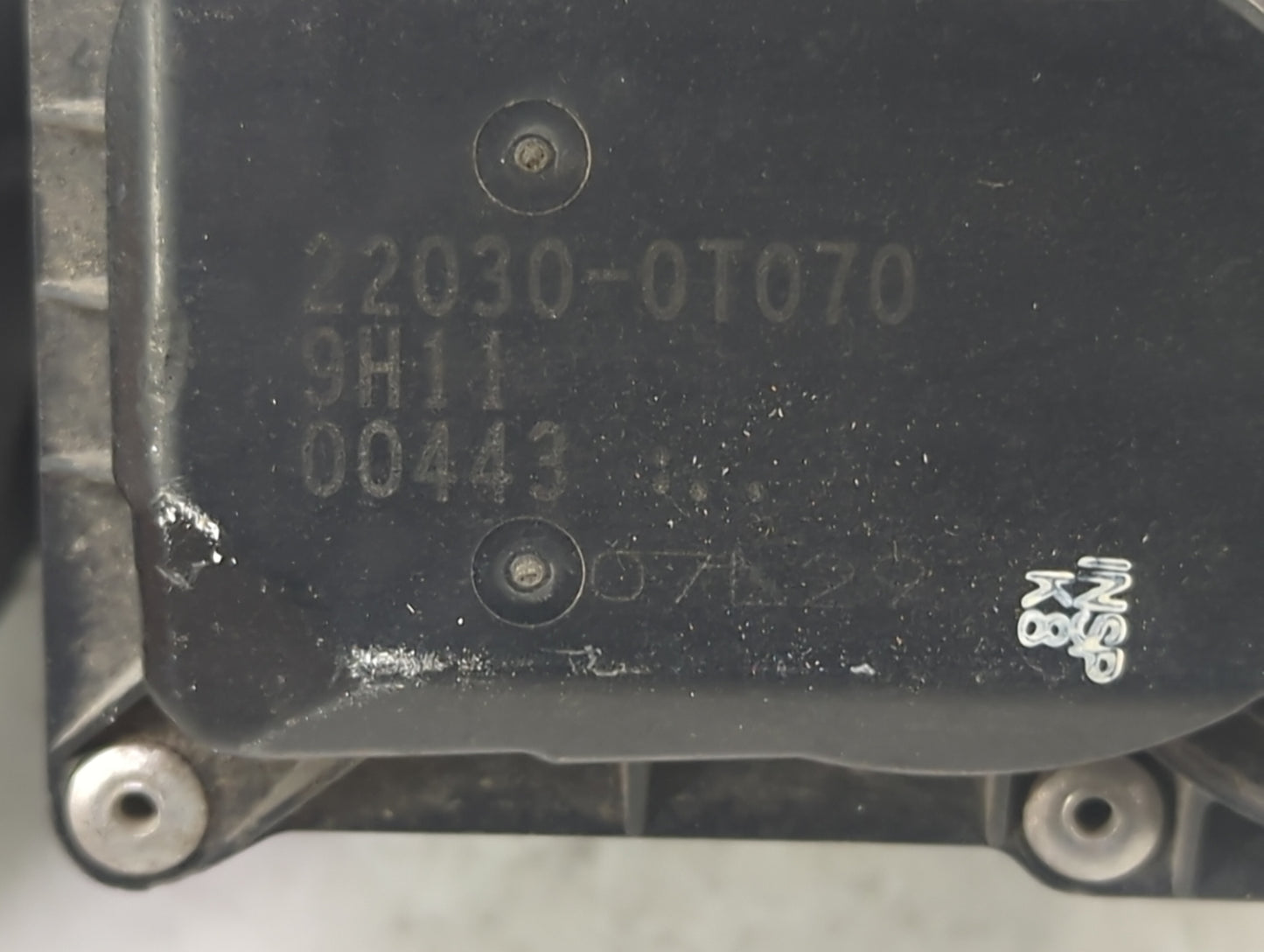 2010 Toyota Corolla Throttle Body P/N:22030-0T070 Fits OEM Used Auto Parts - Oemusedautoparts1.com