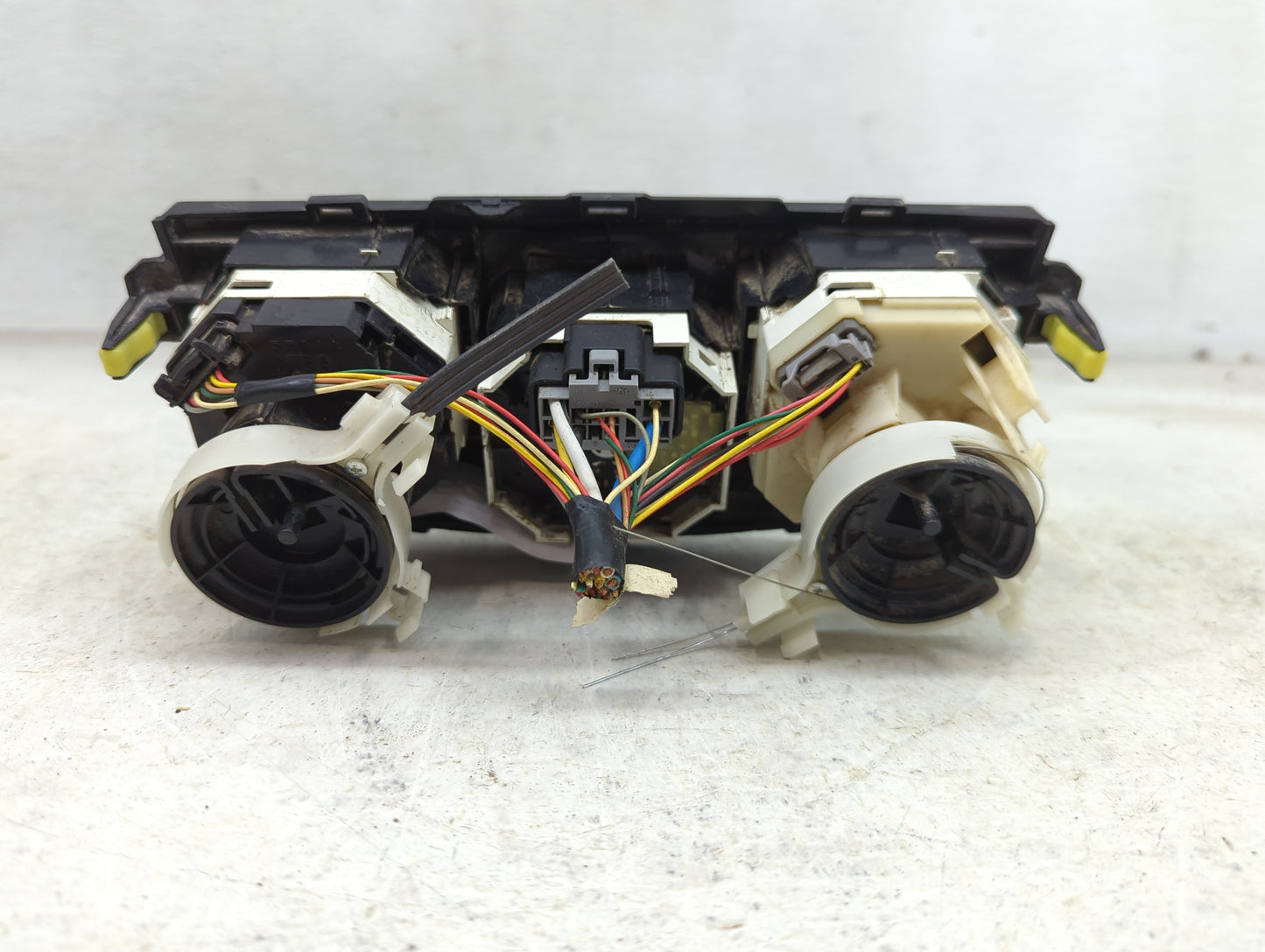 2010 Toyota Corolla Climate Control Module Temperature AC/Heater Replacement Fits OEM Used Auto Parts - Oemusedautoparts1.co