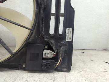 2009-2013 Toyota Corolla Electric Radiator Cooling Fan Motor Assembly P/N:AA422750-2891 AA100223-0453 Fits OEM Used Auto Parts
