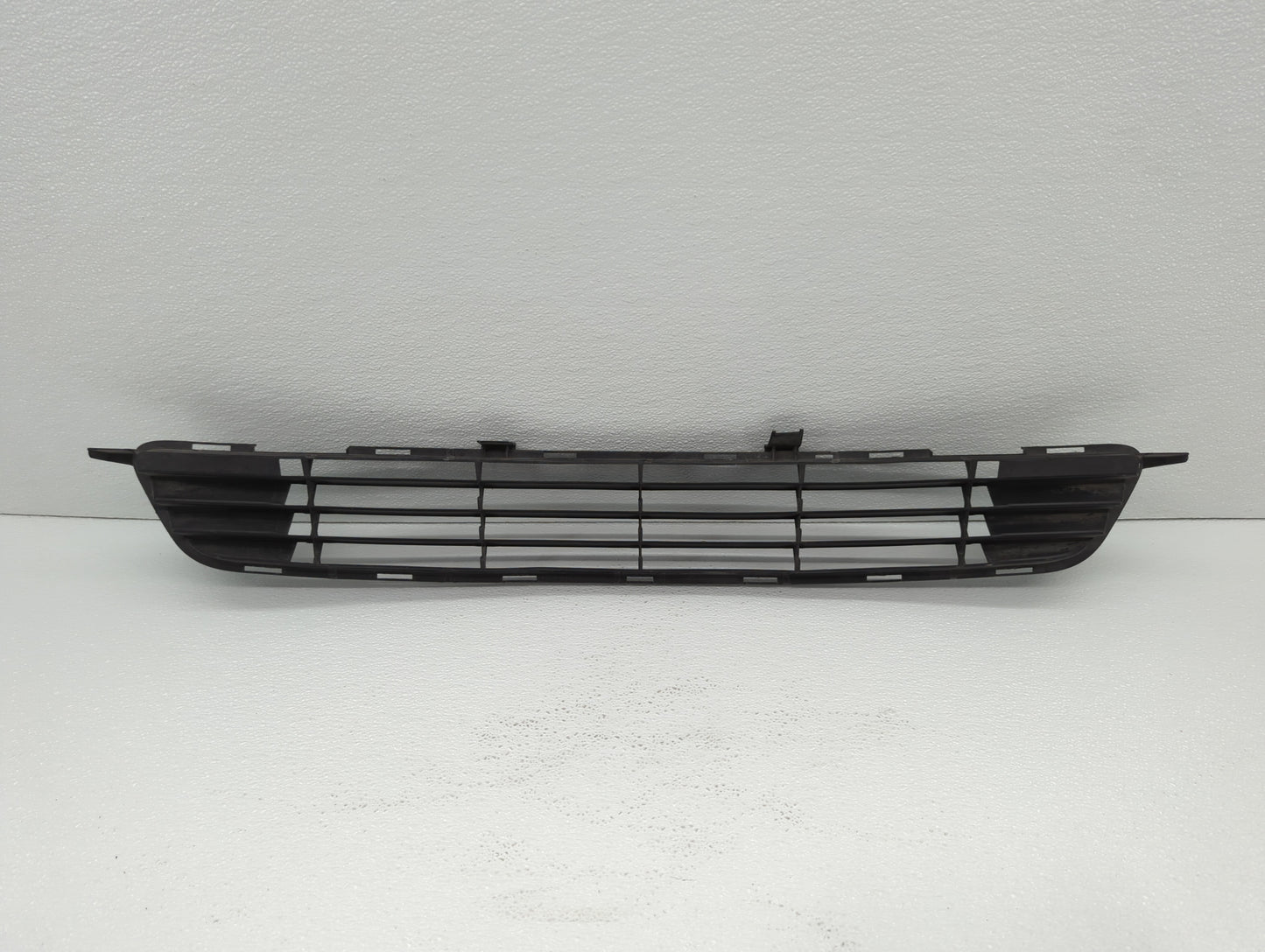 2009-2010 Toyota Corolla Front Bumper Grille Cover - Oemusedautoparts1.com
