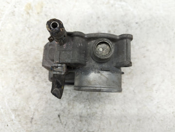 2009-2010 Toyota Corolla Throttle Body P/N:22030-0T040 Fits Fits 2009 2010 OEM Used Auto Parts