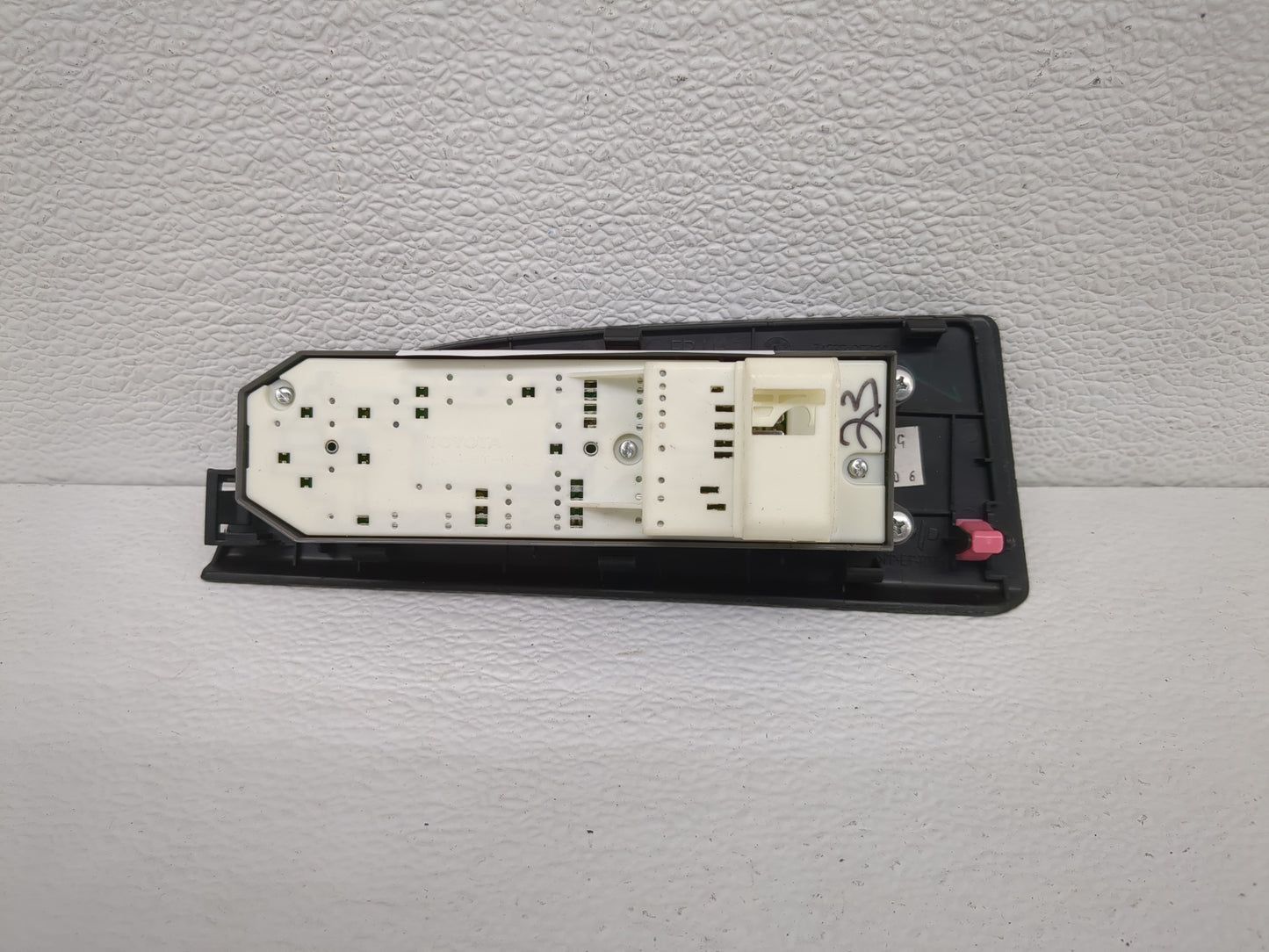 2008-2013 Toyota Highlander Master Power Window Switch Replacement Driver Side Left Fits OEM Used Auto Parts - Oemusedautopa