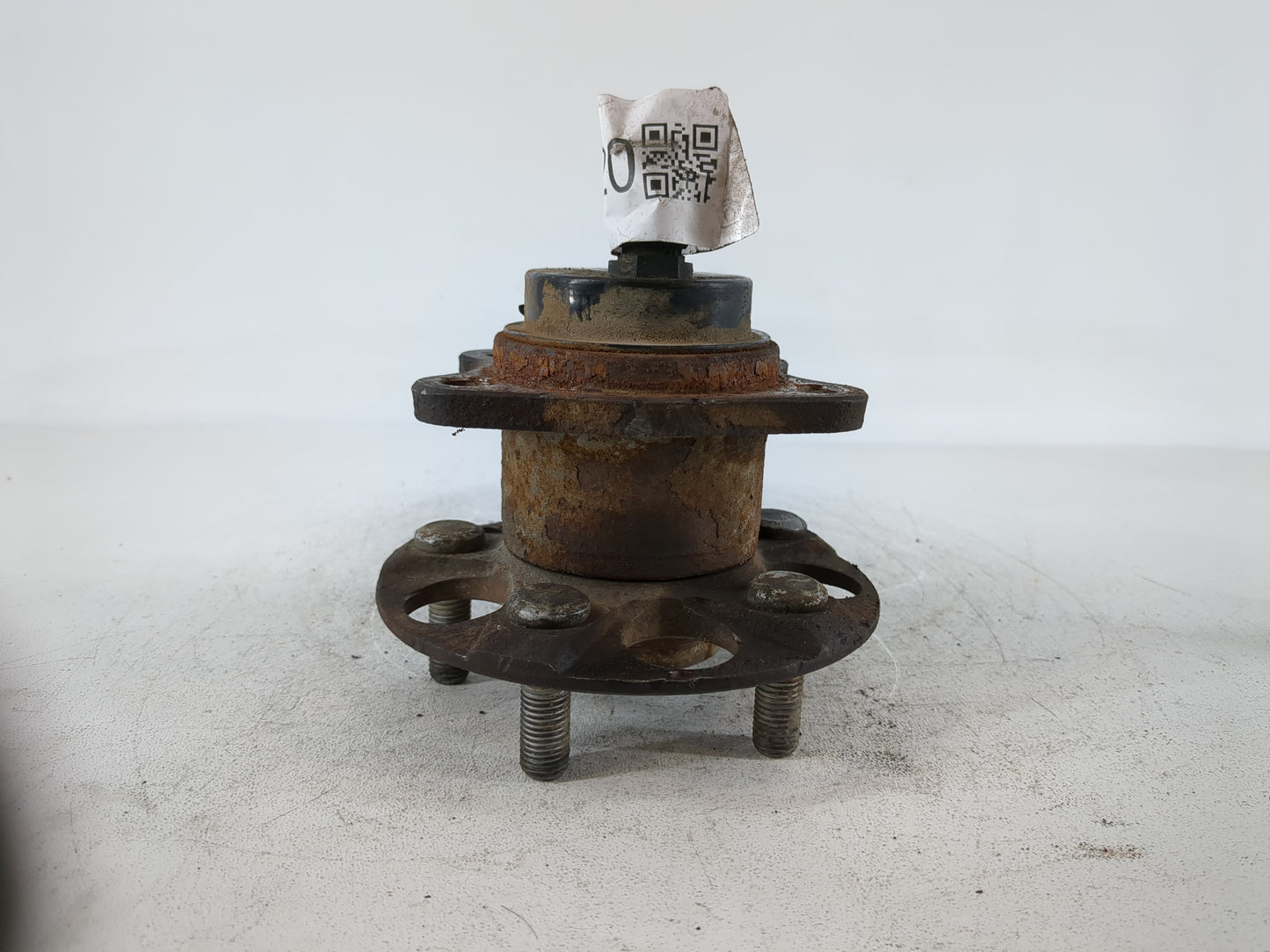 2010-2015 Toyota Prius Driver Front Wheel Hub Oem 1116120 - Oemusedautoparts1.com