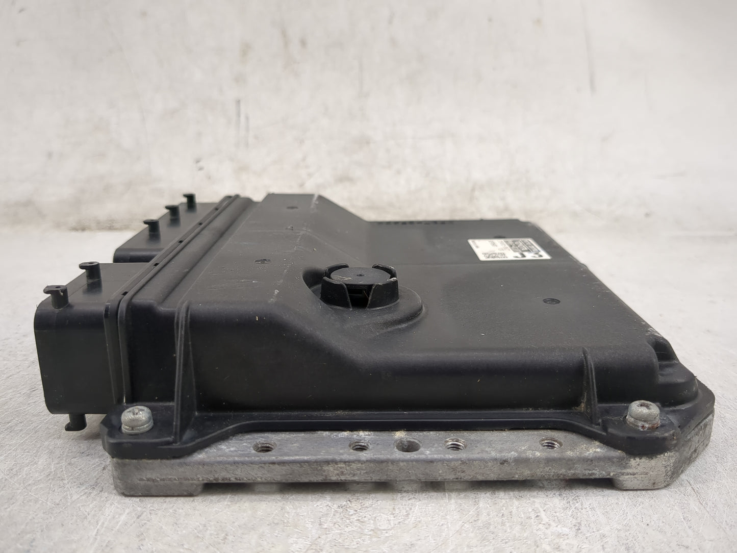 2009-2010 Toyota Rav4 PCM Engine Control Computer ECU ECM PCU OEM P/N:89661-42J81 Fits Fits 2009 2010 OEM Used Auto Parts -