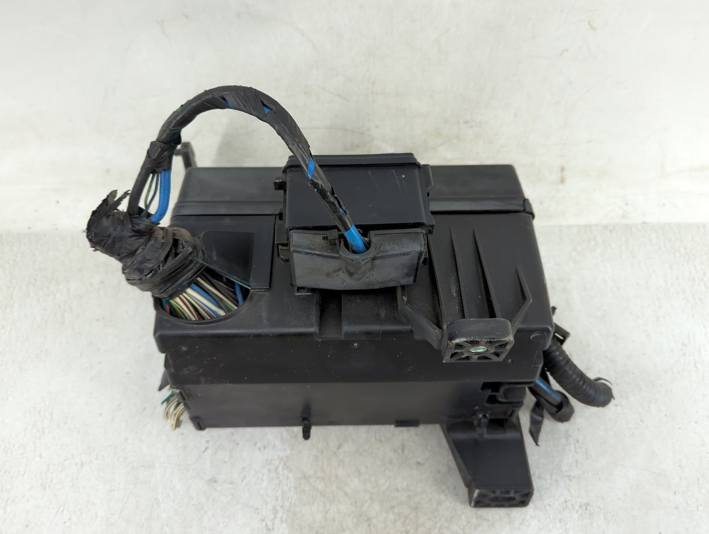 2005-2011 Toyota Tacoma Fusebox Fuse Box Panel Relay Module Fits Fits 2005 2006 2007 2008 2009 2010 2011 OEM Used Auto Parts
