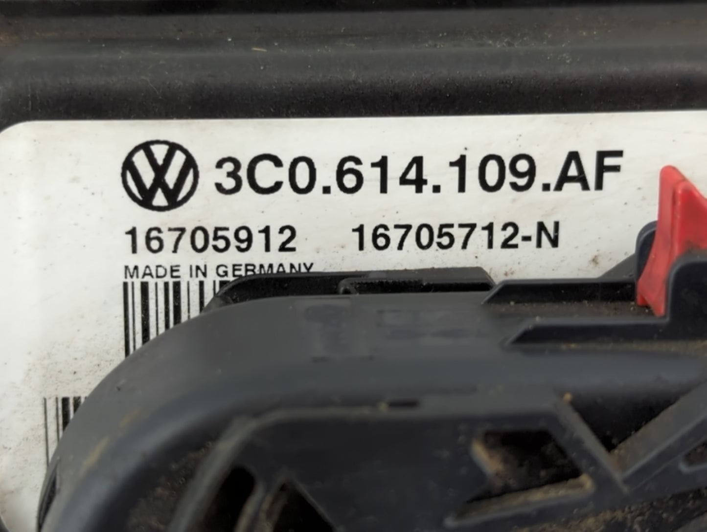 2009-2011 Volkswagen Cc ABS Pump Control Module Replacement P/N:3C0 614 109 AF 16705912 Fits Fits 2009 2010 2011 OEM Used Au