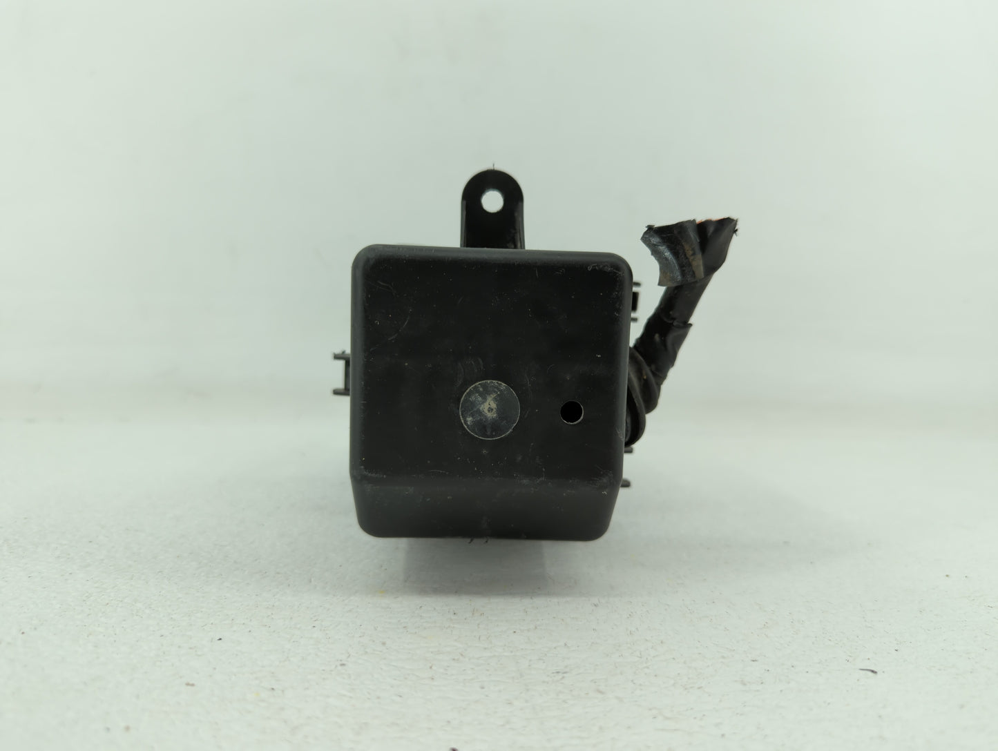 2006-2014 Volkswagen Gti Fusebox Fuse Box Panel Relay Module P/N:453655150 5C0.937.819L Fits OEM Used Auto Parts - Oemusedau