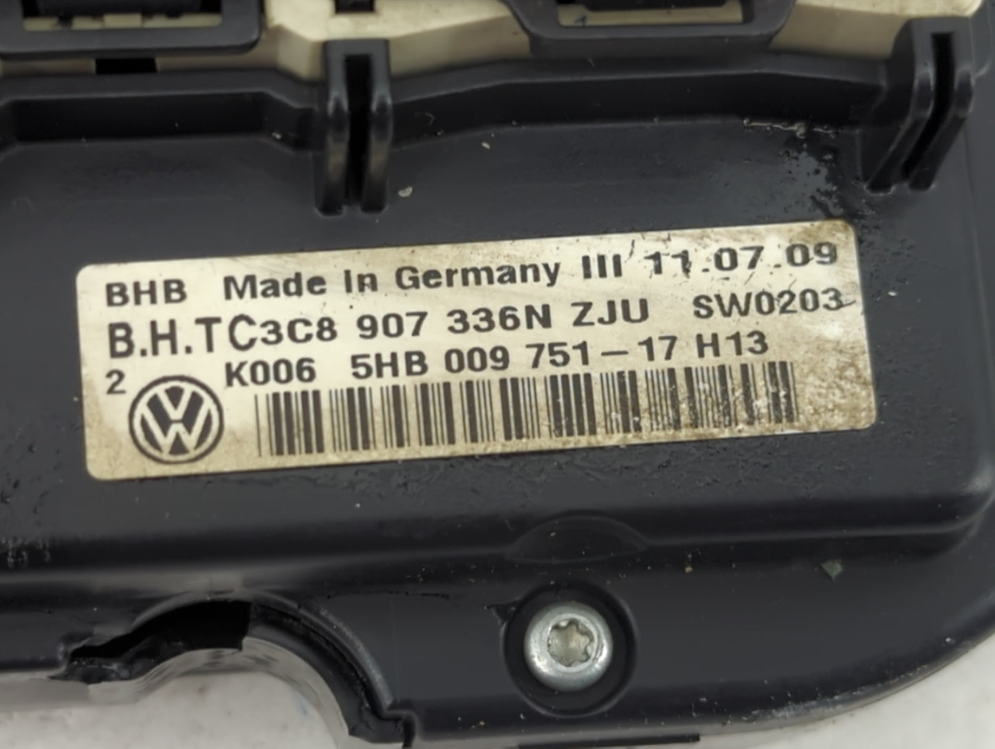 2010-2011 Volkswagen Jetta Climate Control Module Temperature AC/Heater Replacement P/N:3C8907336N 5HB009751-17 Fits OEM Use