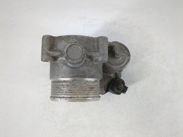 2006-2010 Volkswagen Passat Throttle Body P/N:06F 133 062 J Fits OEM Used Auto Parts
