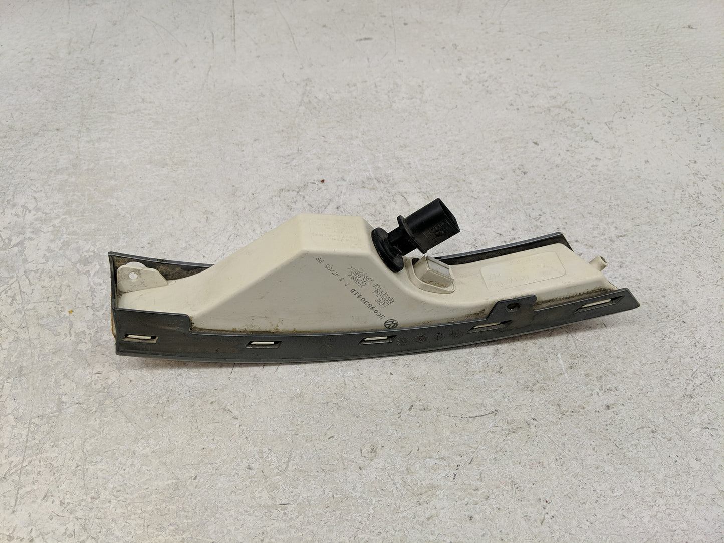2006-2010 Volkswagen Passat Driver Left Oem Front Light Lamp - Oemusedautoparts1.com