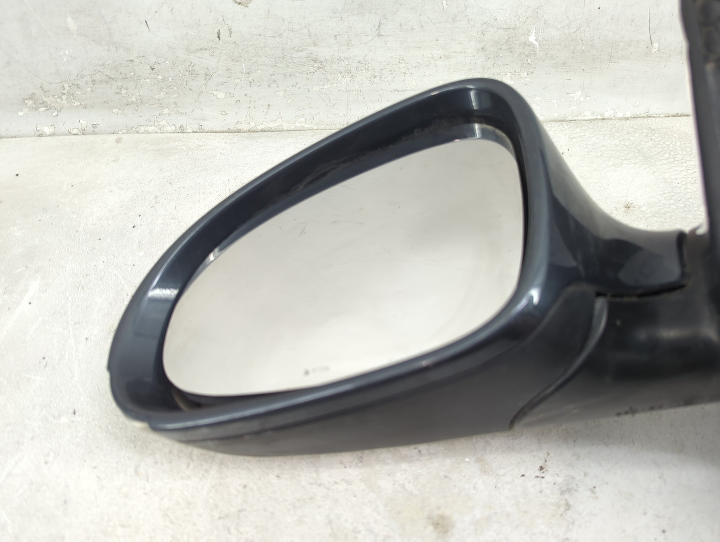 2006-2010 Volkswagen Passat Driver Side View Mirror - Left Door Mirror OEM Used - Oemusedautoparts1.com