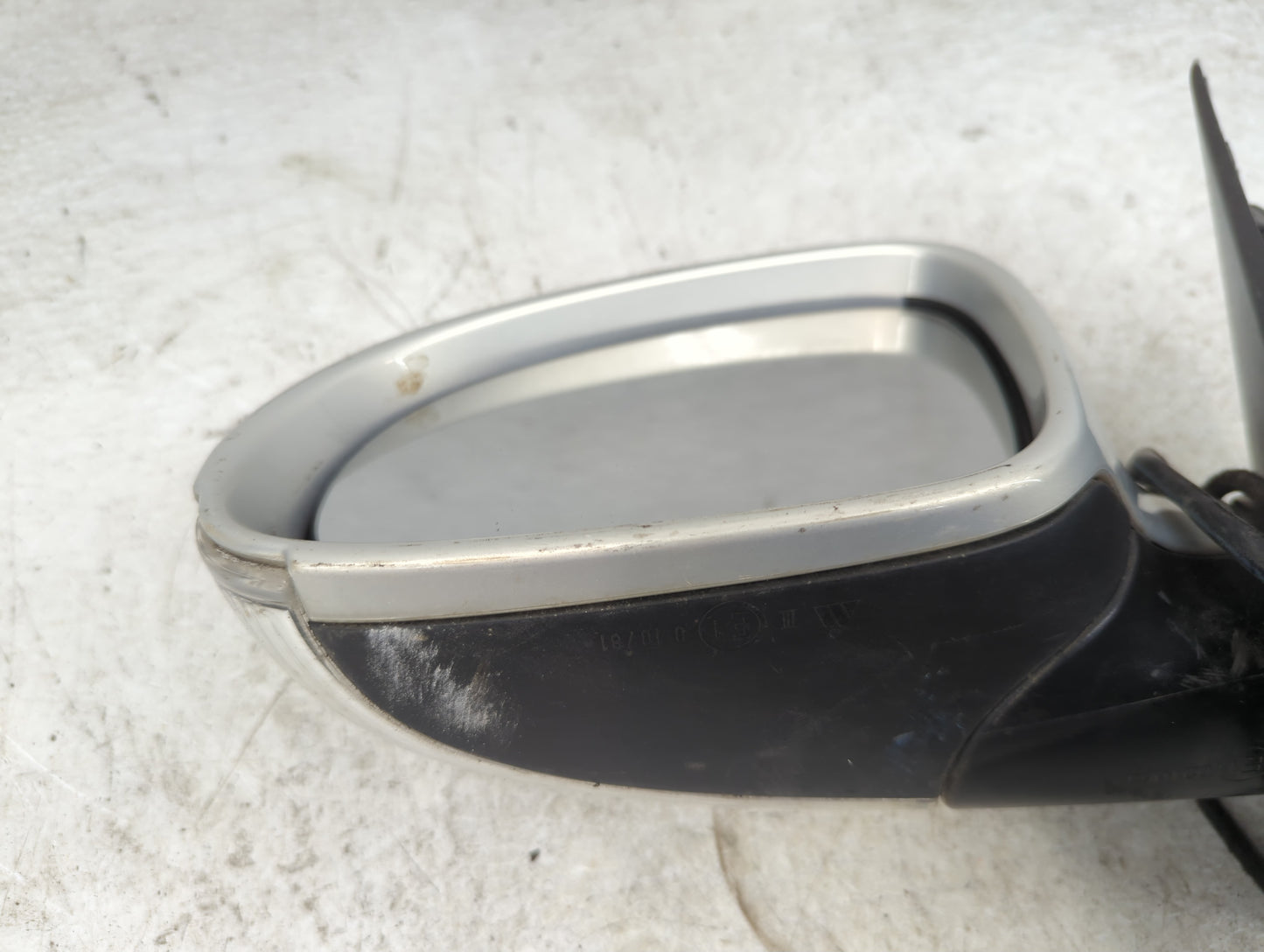 2006-2010 Volkswagen Passat Driver Side View Mirror - Left Door Mirror OEM Used - Oemusedautoparts1.com