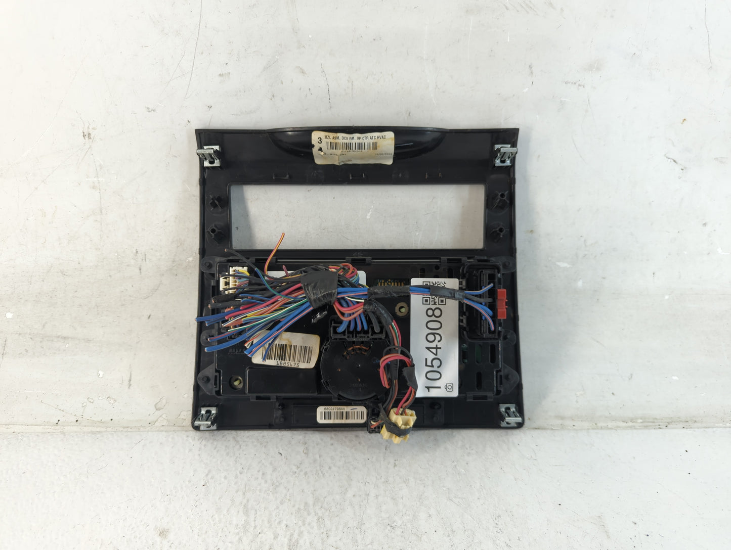 2009-2011 Volkswagen Routan Climate Control Module Temperature AC/Heater Replacement P/N:P55111869AE Fits Fits 2009 2010 201