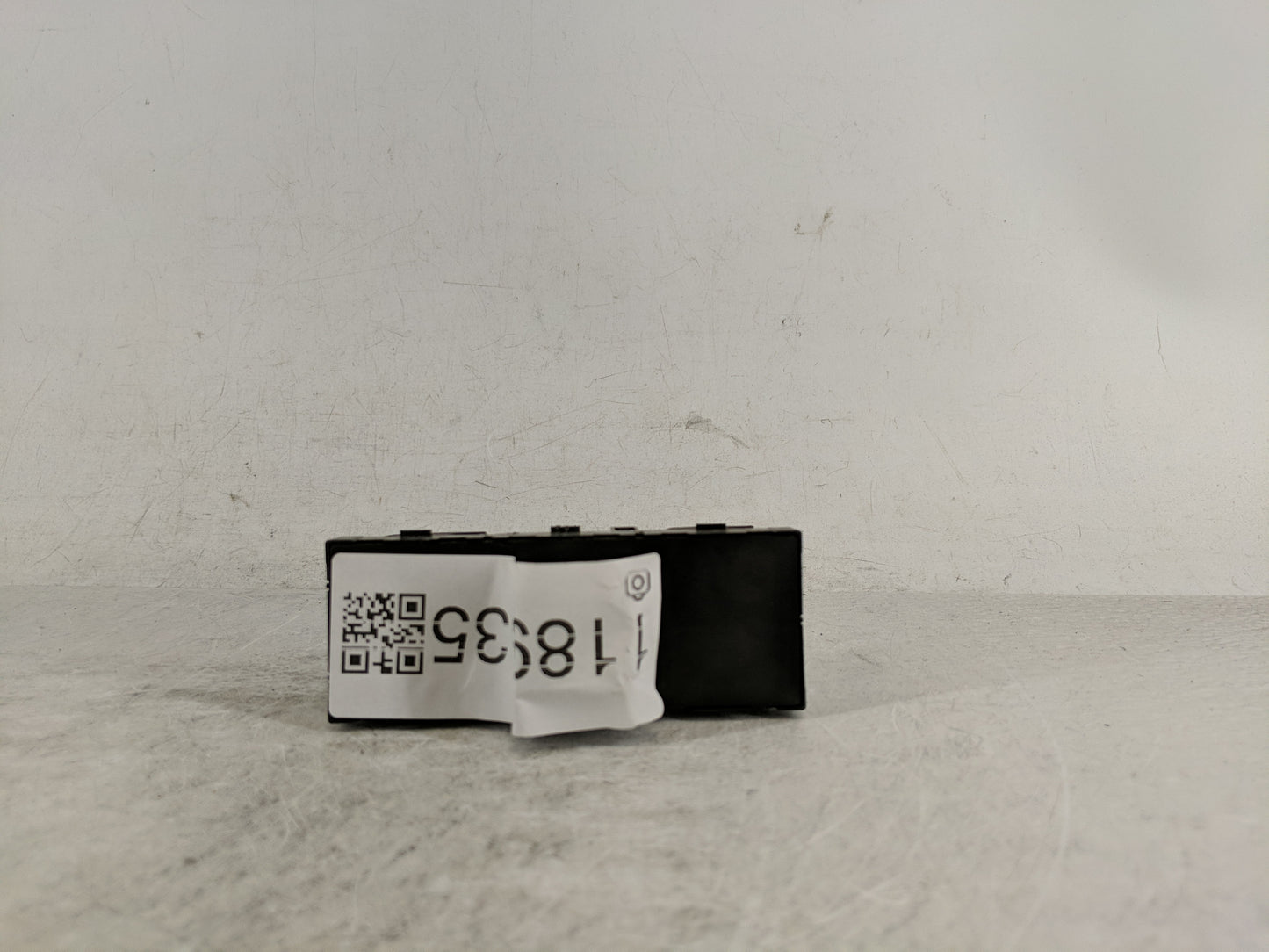2009-2018 Volkswagen Tiguan Master Power Window Switch Replacement Driver Side Left Fits OEM Used Auto Parts - Oemusedautopa