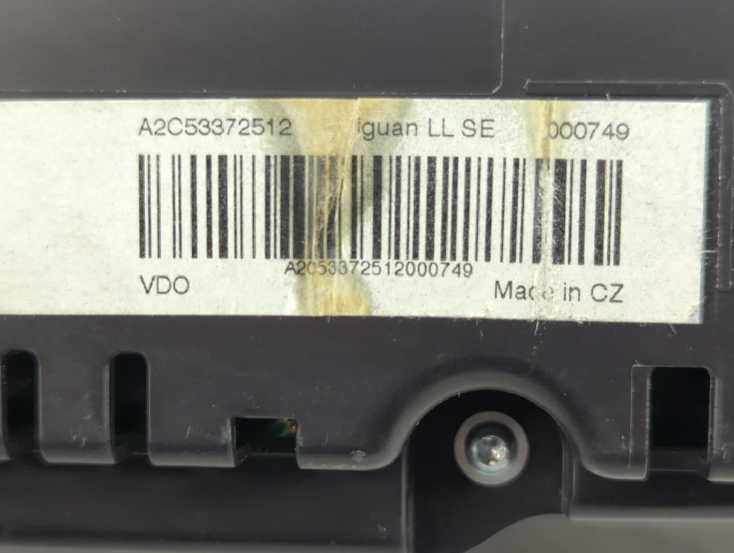 2010 Volkswagen Tiguan Instrument Cluster Speedometer Gauges Fits OEM Used Auto Parts - Oemusedautoparts1.com