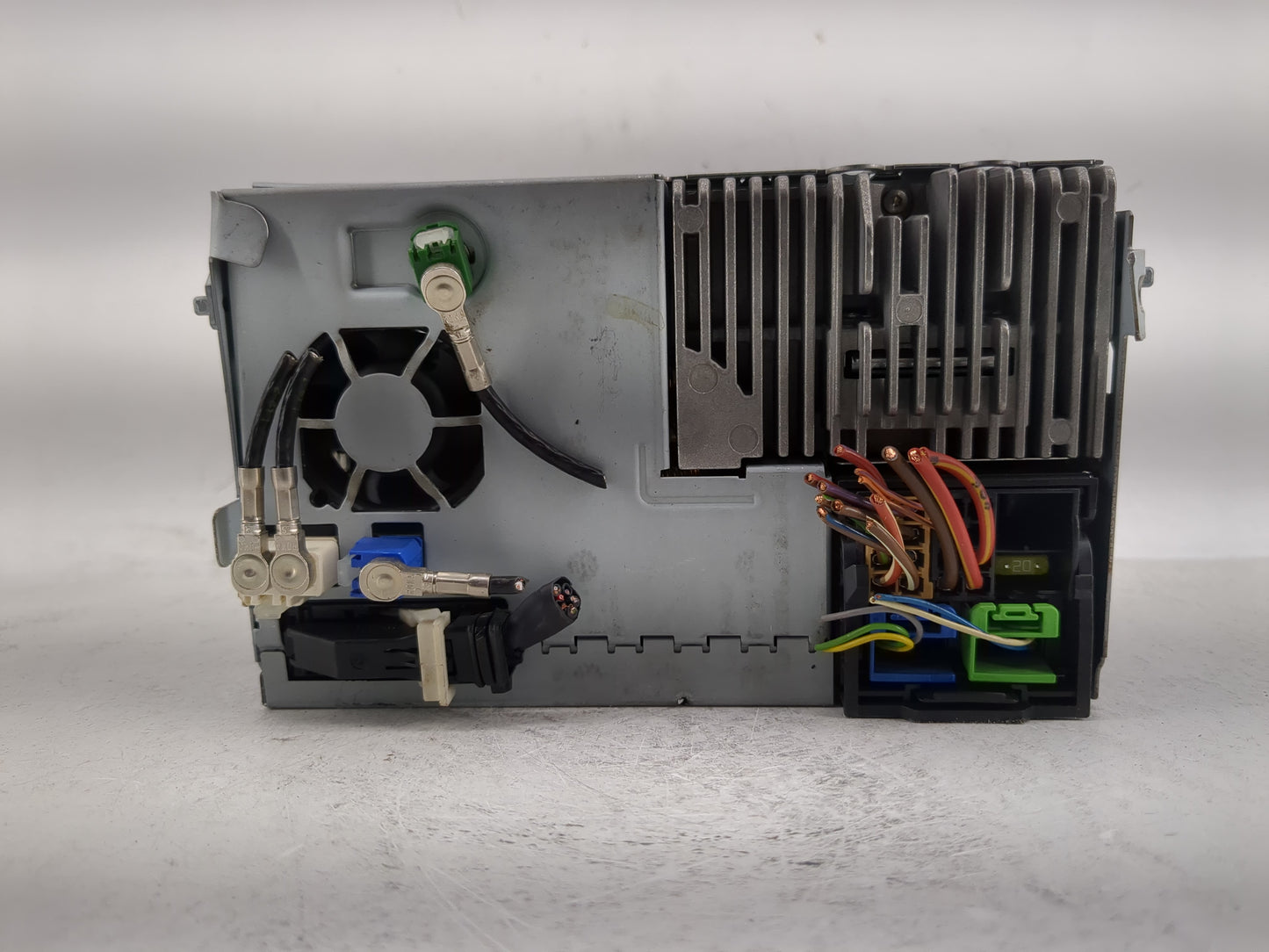 2009-2017 Volkswagen Tiguan Radio AM FM Cd Player Receiver Replacement P/N:3C0 035 684 A Fits OEM Used Auto Parts - Oemuseda