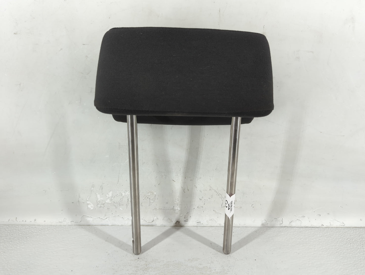 Volkswagen Tiguan Headrest Head Rest Front Driver Passenger Seat Black - Oemusedautoparts1.com