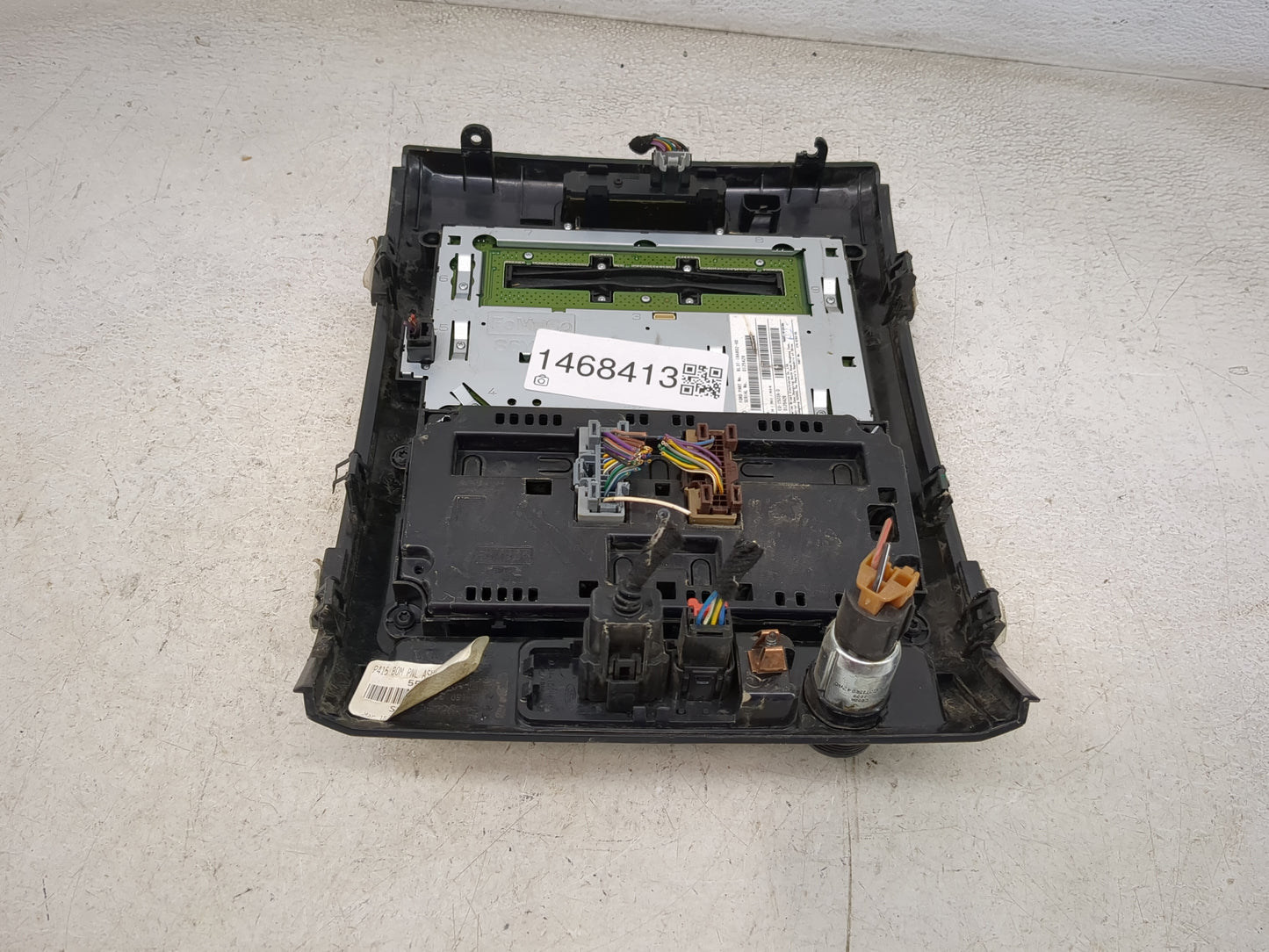 2011 F-150 Radio AM FM Cd Player Receiver Replacement Fits OEM Used Auto Parts - Oemusedautoparts1.com