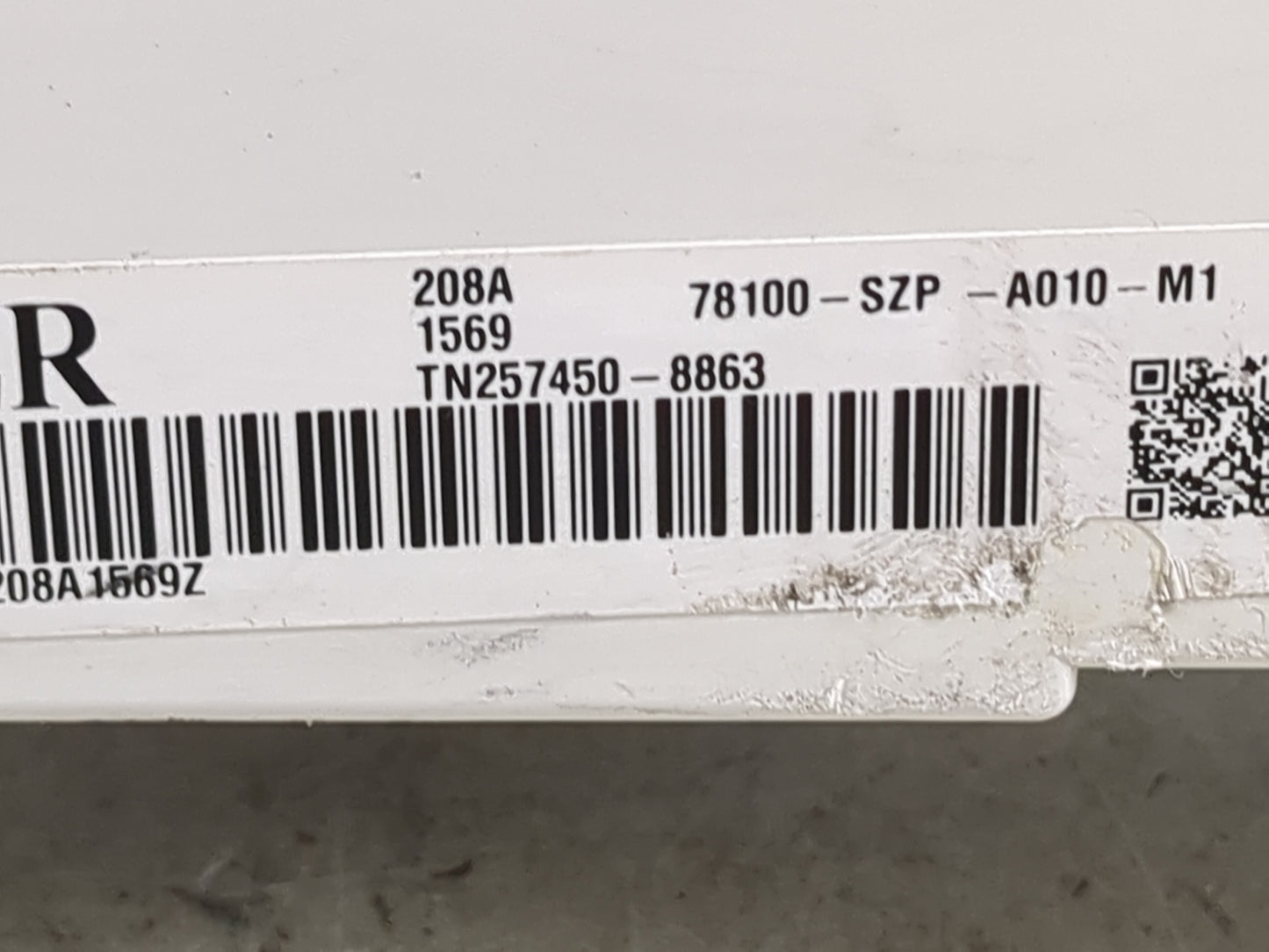 2010-2011 Acura Rdx Instrument Cluster Speedometer Gauges Miles:1K Fits Fits 2010 2011 OEM Used Auto Parts - Oemusedautopart
