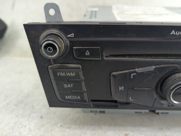 2010-2012 Audi A4 Radio AM FM Cd Player Receiver Replacement P/N:8T1035186R CQ-JA1962G Fits OEM Used Auto Parts