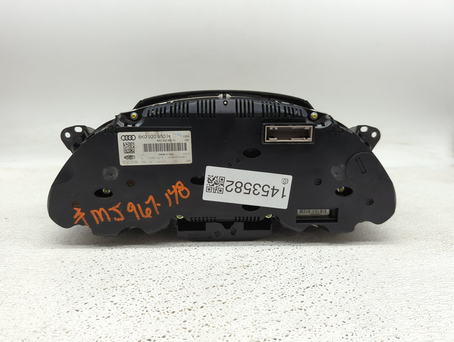 2010-2012 Audi A4 Instrument Cluster Speedometer Gauges P/N:8K0920950H 503002370404 Miles:60K Fits Fits 2010 2011 2012 OEM U