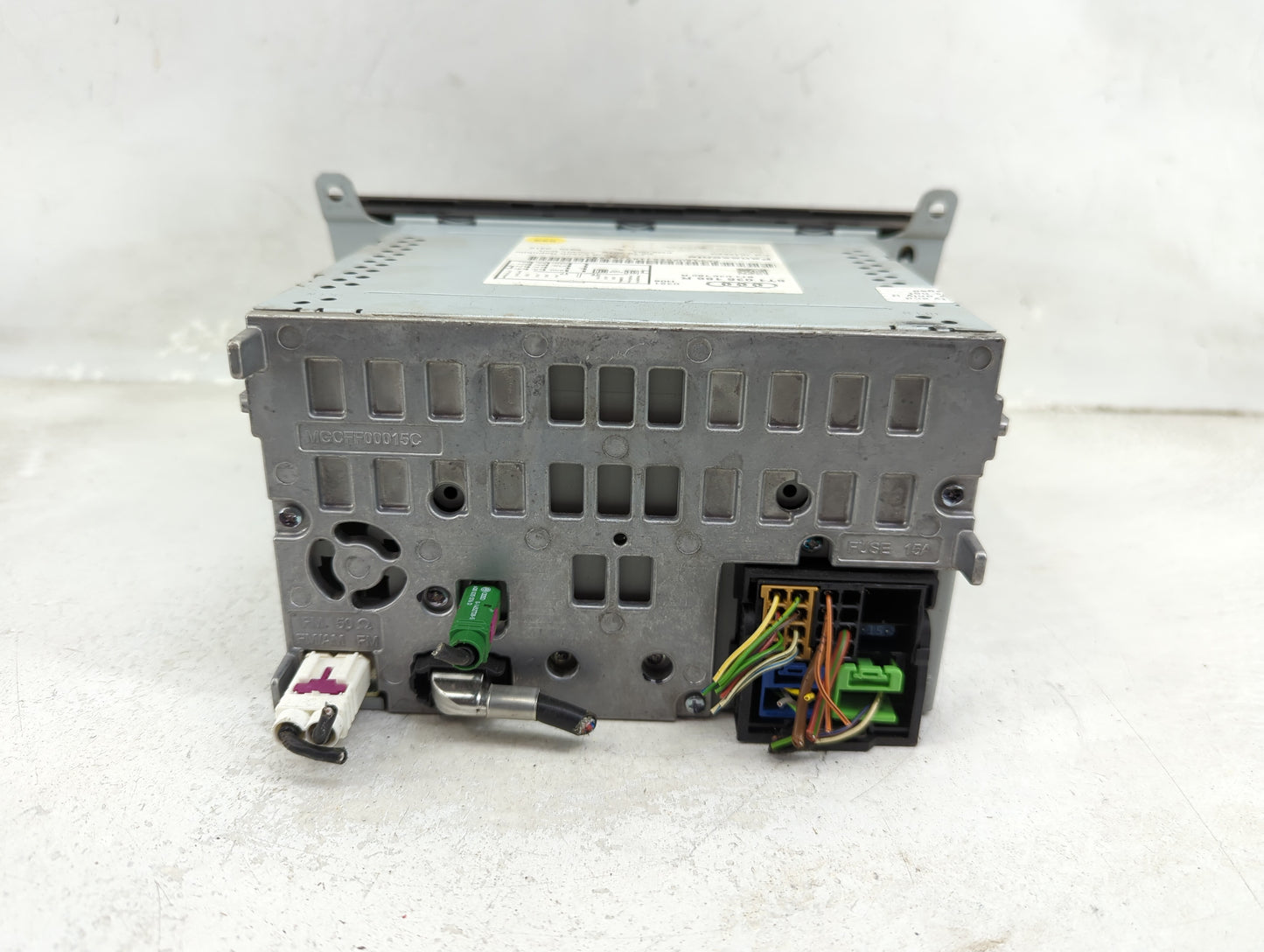 2010-2012 Audi A4 Radio AM FM Cd Player Receiver Replacement P/N:0810 0419 8T1 035 186 R Fits OEM Used Auto Parts - Oemuseda