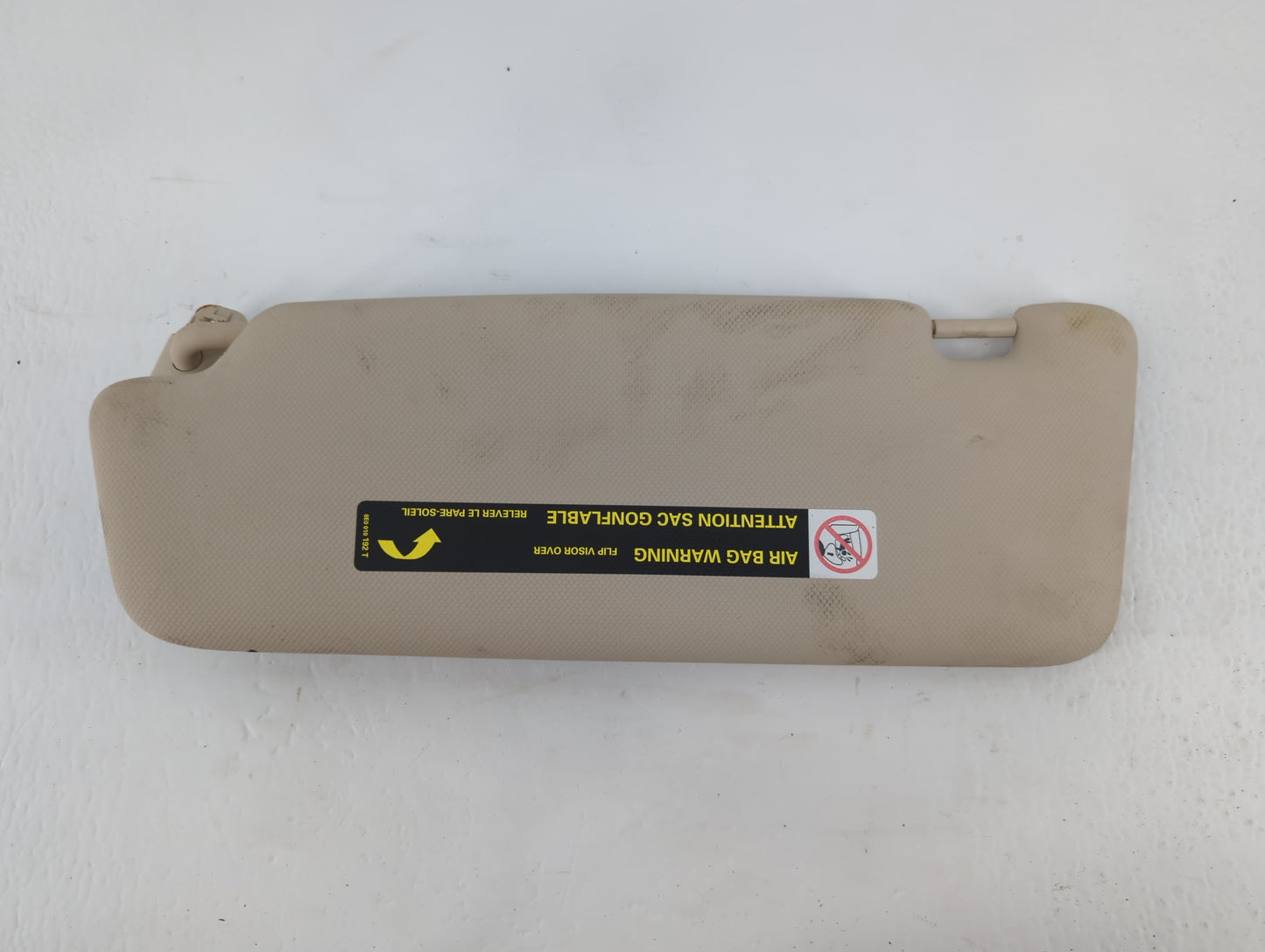 2009-2012 Audi A4 Sun Visor Shade Replacement Passenger Right Mirror Fits Fits 2009 2010 2011 2012 OEM Used Auto Parts - Oem