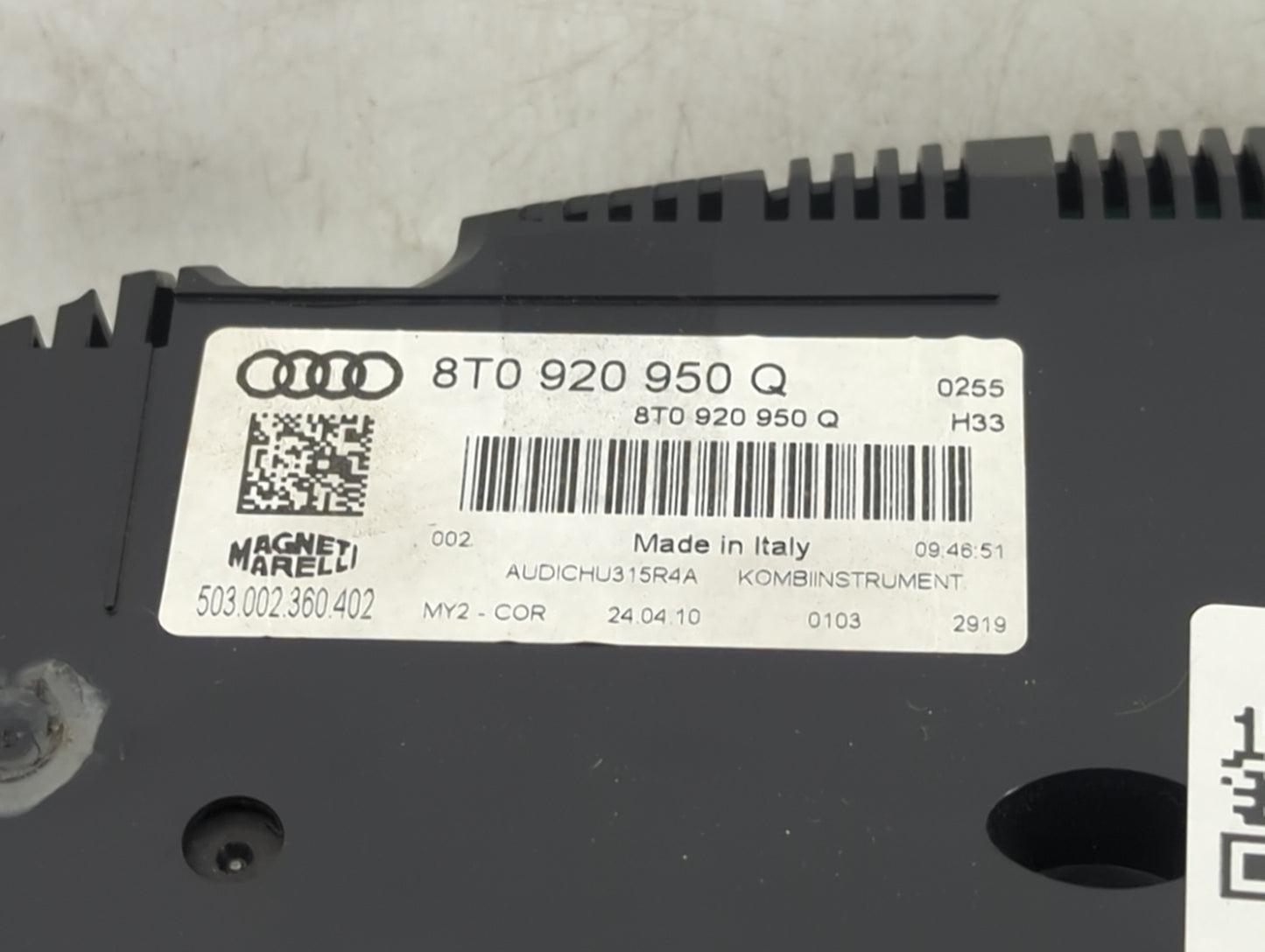 2010-2012 Audi A5 Instrument Cluster Speedometer Gauges P/N:8T0920951A 503002360404 Miles: Fits Fits 2010 2011 2012 OEM Used