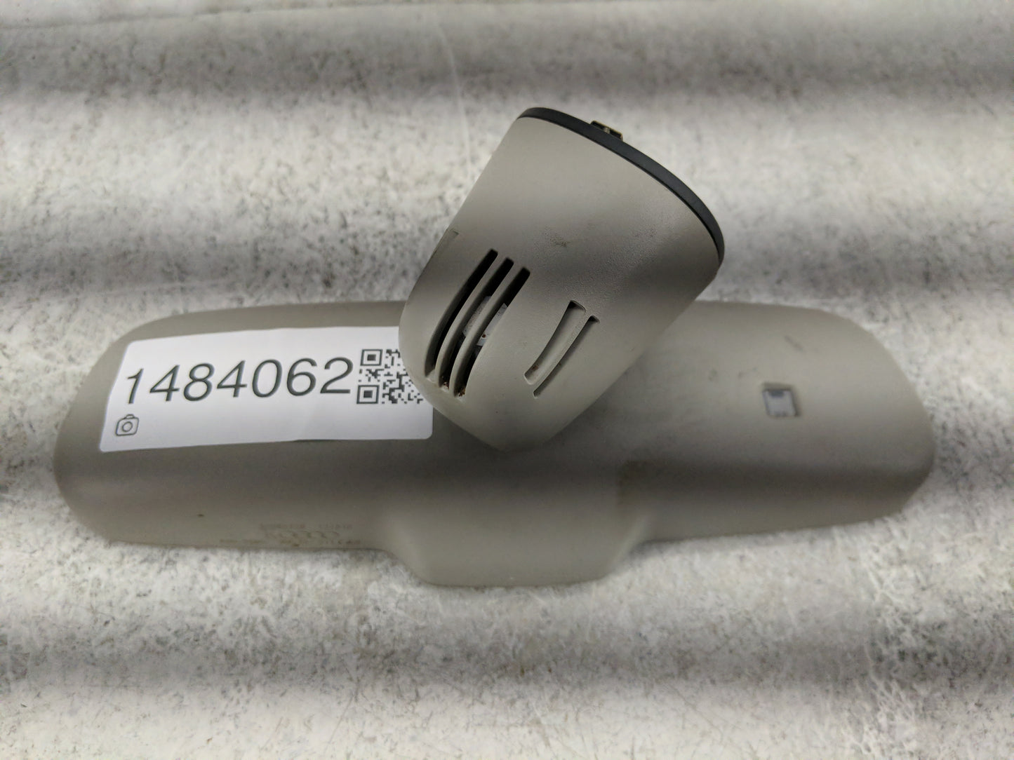 2009-2017 Audi Q5 Interior Rear View Mirror Replacement OEM P/N:32085428 8R0857511C Fits OEM Used Auto Parts - Oemusedautopa