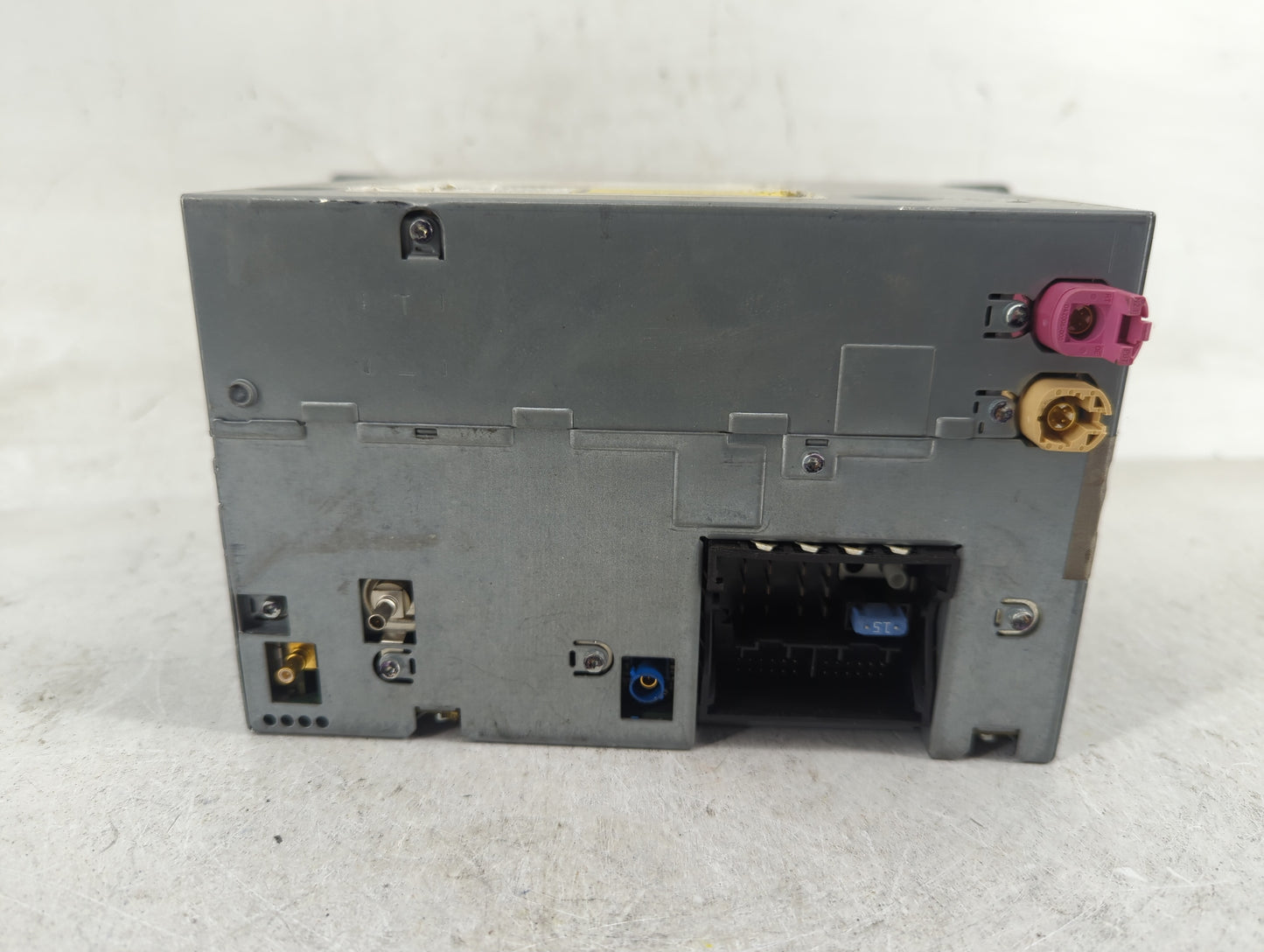 2011 Bmw 128i Radio AM FM Cd Player Receiver Replacement P/N:927317001 Fits OEM Used Auto Parts - Oemusedautoparts1.com