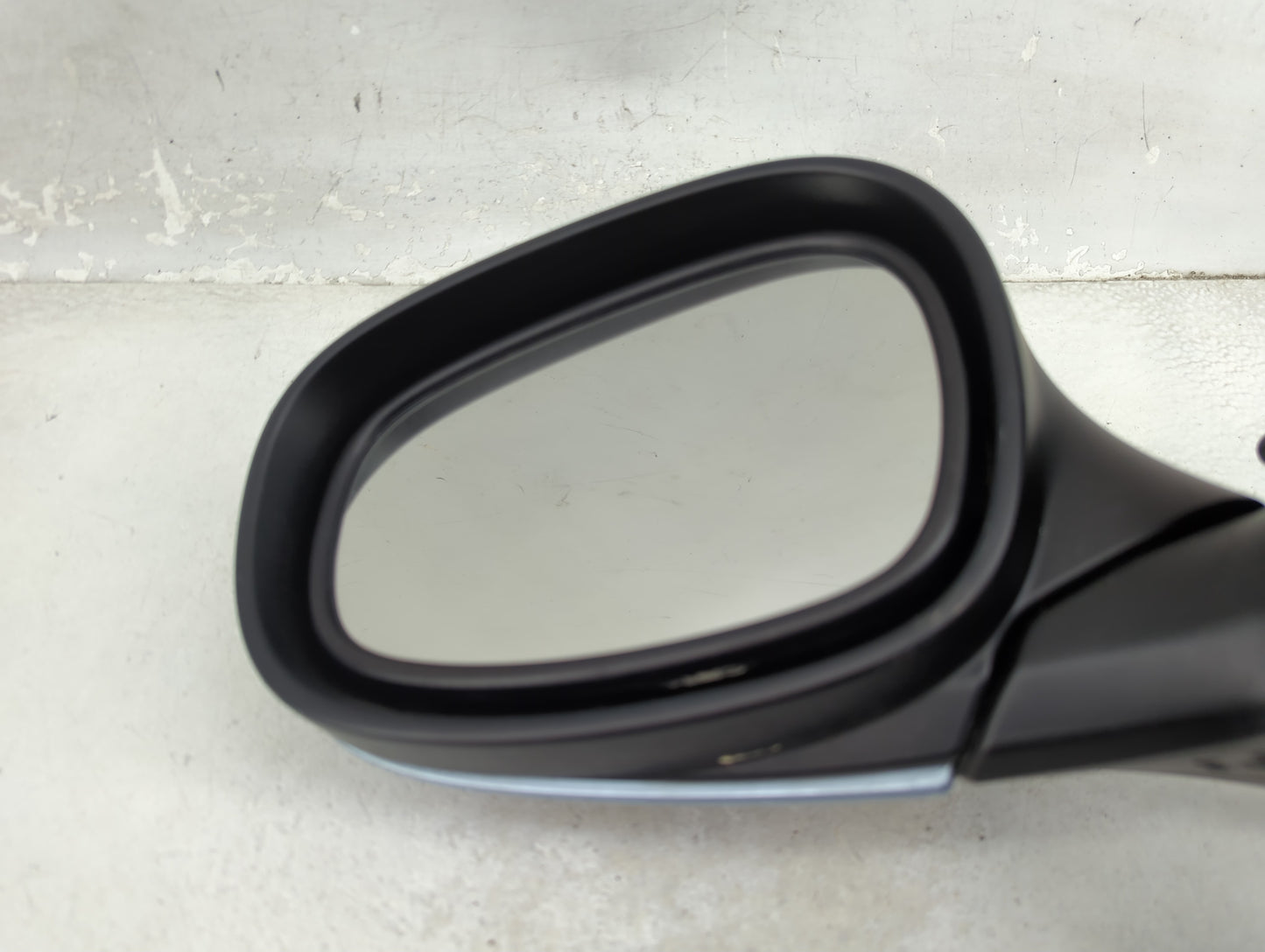 2010-2013 Bmw 328i Driver Side View Mirror - Left Door Mirror OEM Used - Oemusedautoparts1.com