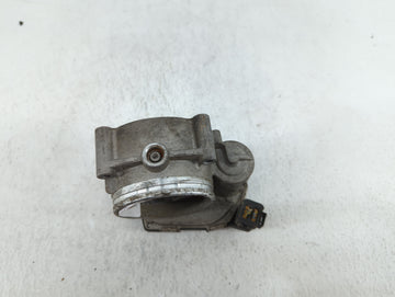 2007-2013 Bmw 328i Throttle Body P/N:1354 7556118-03 1354 7556118-04, 1354 7559118-04 Fits Fits 2007 2008 2009 2010 2011 2012 2013 OEM Used Auto Parts