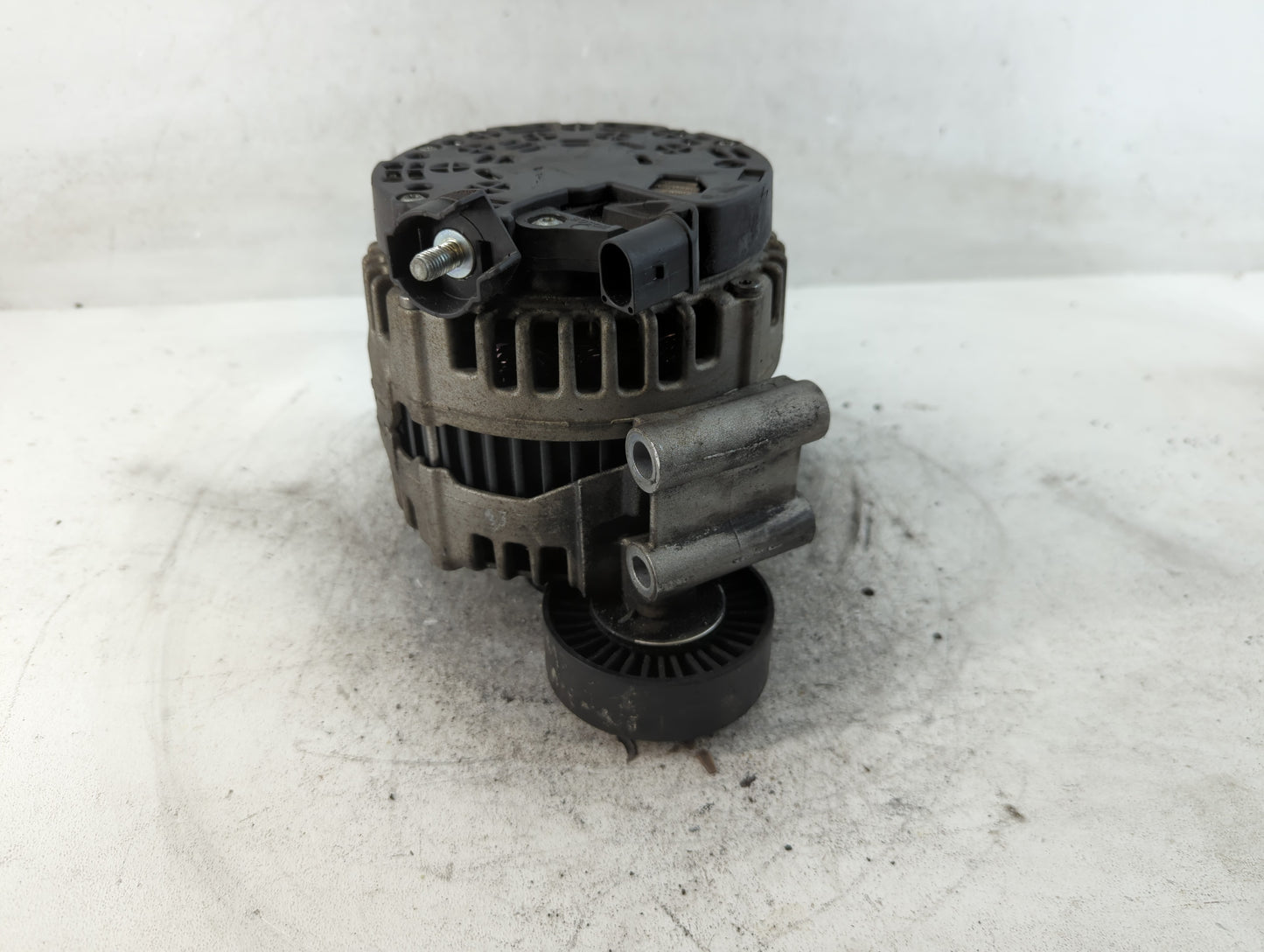 2007-2013 Bmw 328i Alternator Replacement Generator Charging Assembly Engine OEM Fits Fits 2007 2008 2009 2010 2011 2012 201