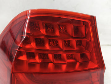2011 Bmw 328i Xdrive Tail Light Assembly Driver Left OEM Fits Fits 2009 2010 OEM Used Auto Parts