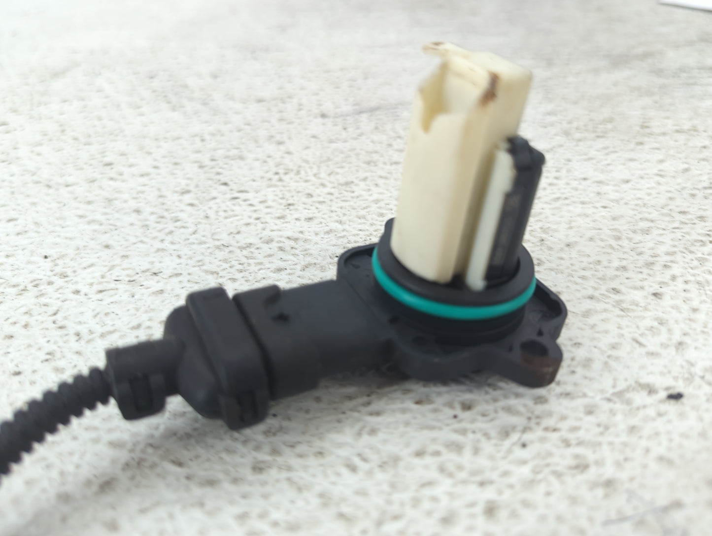 Bmw 335 Mass Air Flow Meter Maf 1486068 - Oemusedautoparts1.com