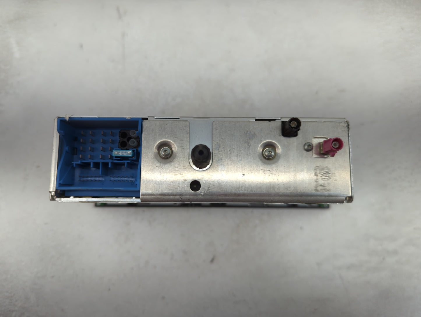 2010-2013 Bmw 335i Radio AM FM Cd Player Receiver Replacement P/N:A2C53400649 132640 10 Fits OEM Used Auto Parts - Oemusedau