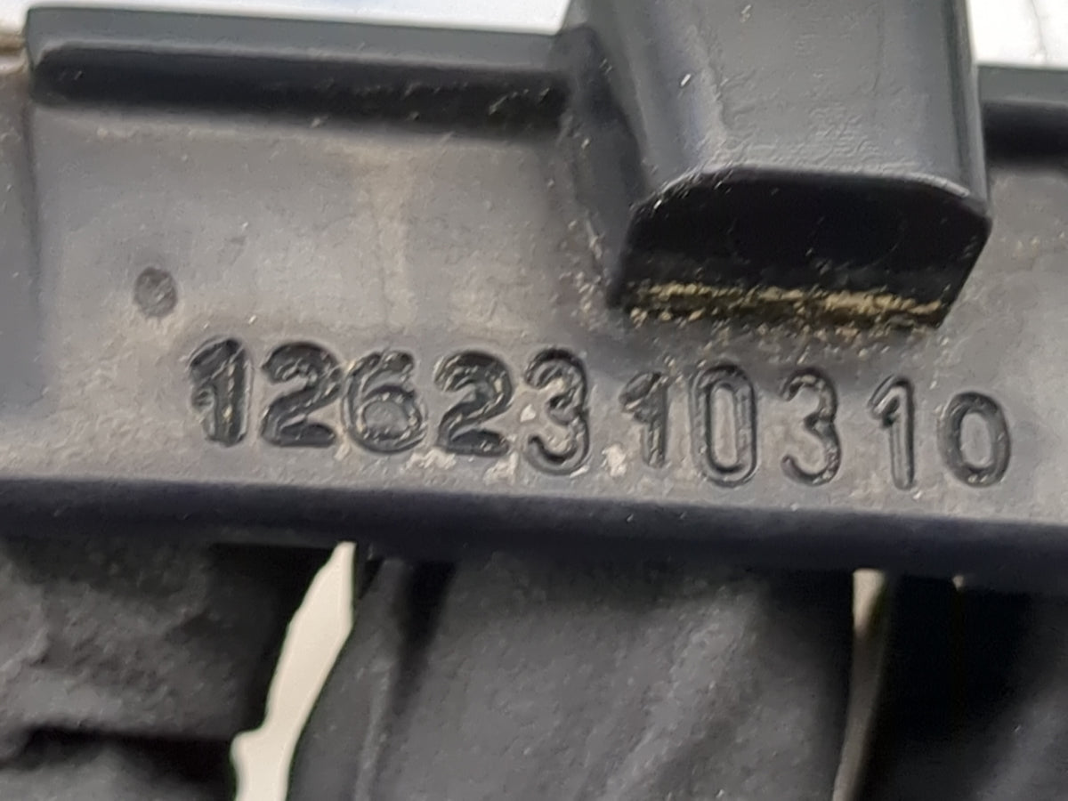 2011-2013 Bmw 335i Front Grille Bumper Not Included - Oemusedautoparts1.com
