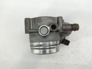 2011-2015 Bmw 335i Throttle Body P/N:1354 7597871-01 1354 7597871-03 Fits OEM Used Auto Parts