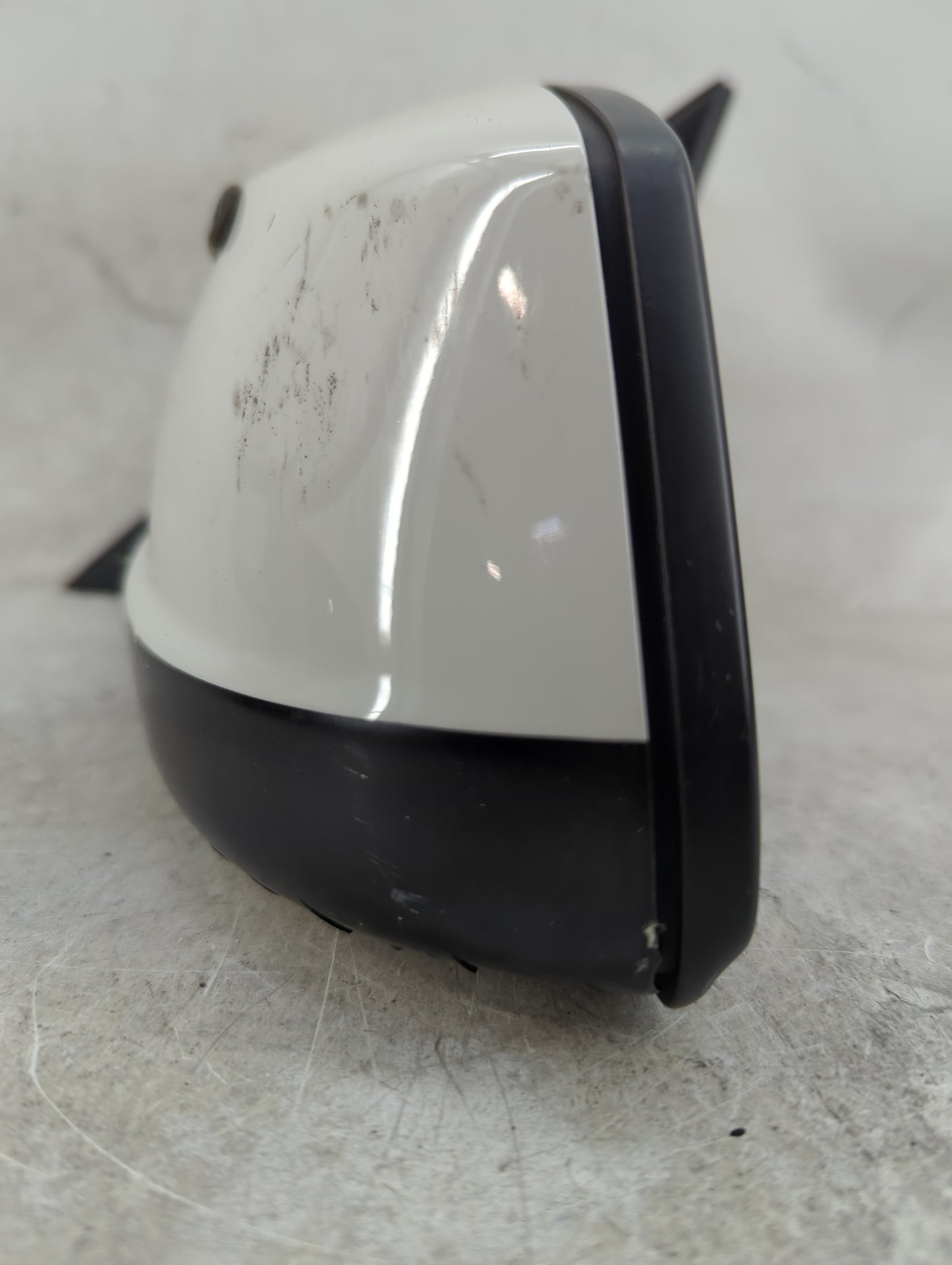 2011-2012 Bmw 528 Driver Side View Mirror - Left Door Mirror OEM Used - Oemusedautoparts1.com