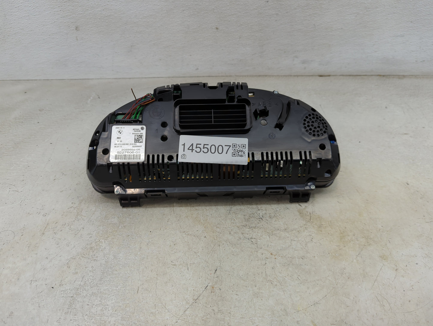 2011 Bmw 528i Instrument Cluster Speedometer Gauges P/N:9227606-01 Miles: Fits OEM Used Auto Parts - Oemusedautoparts1.com