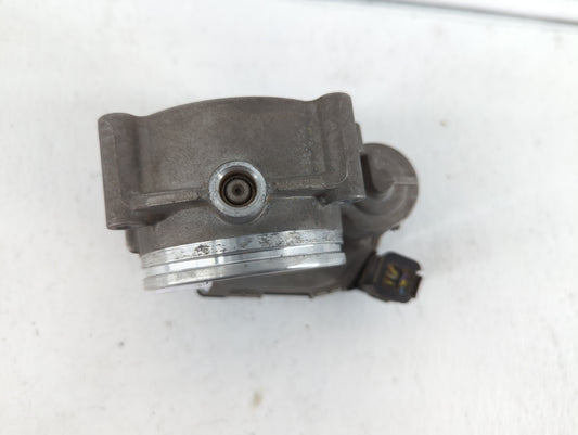 2008-2011 Bmw 528i Throttle Body P/N:7 556 118 1354 7556118 Fits Fits 2007 2008 2009 2010 2011 2012 2013 OEM Used Auto Parts