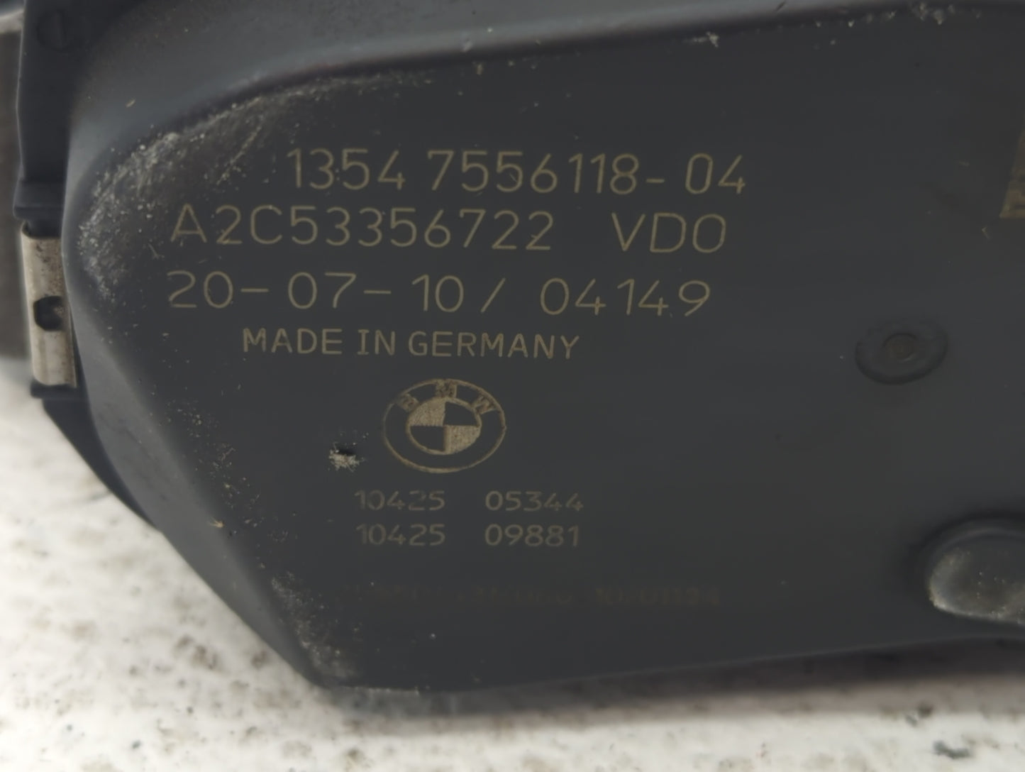 2008-2011 Bmw 528i Throttle Body P/N:1354 7556118 04 Fits Fits 2007 2008 2009 2010 2011 2012 2013 OEM Used Auto Parts - Oemu