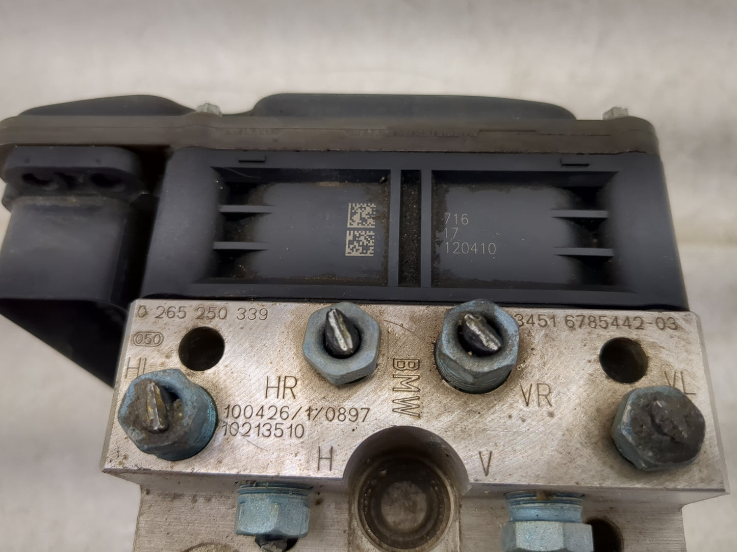 2011-2012 Bmw 535i ABS Pump Control Module Replacement P/N:0 265 250 339 Fits Fits 2011 2012 OEM Used Auto Parts - Oemusedau
