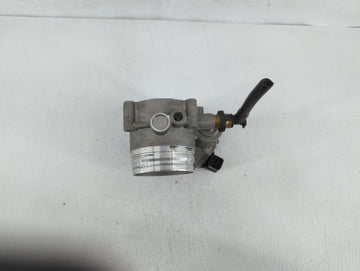 2010-2017 Bmw 535i Throttle Body P/N:7597871 1354 7597871 Fits Fits 2010 2011 2012 2013 2014 2015 2016 2017 2018 2019 OEM Used Auto Parts
