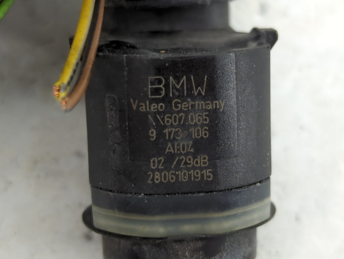 2011 Bmw 740i Front Park Assist Sensor Black 1457105 - Oemusedautoparts1.com