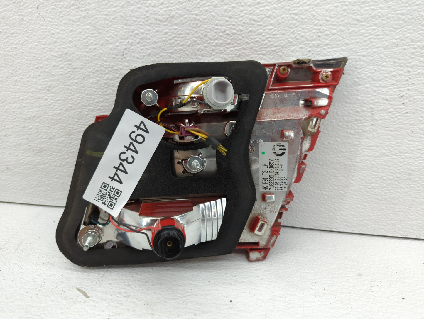 2009-2012 Bmw 750i Tail Light Assembly Driver Left OEM P/N:7182205 Fits Fits 2009 2010 2011 2012 OEM Used Auto Parts - Oemus