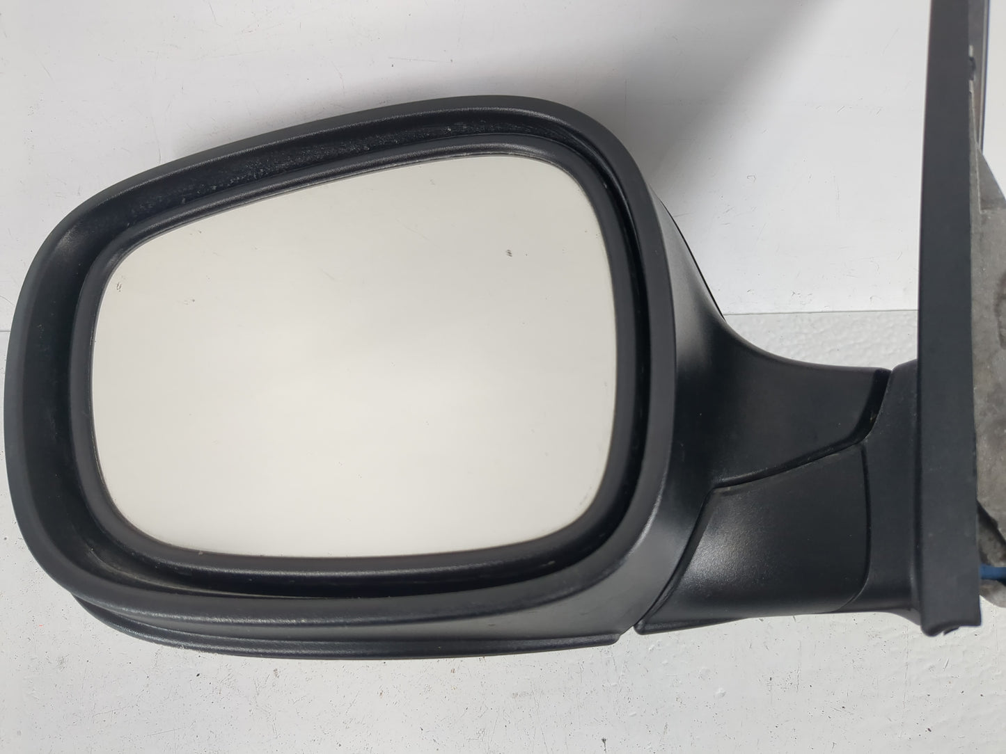 2011-2014 Bmw X3 Driver Side View Mirror - Left Door Mirror OEM Used - Oemusedautoparts1.com