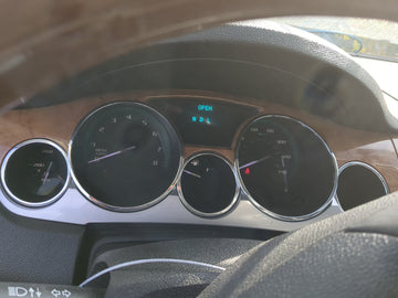 2008-2012 Buick Enclave Instrument Cluster Speedometer Gauges Fits Fits 2008 2009 2010 2011 2012 OEM Used Auto Parts