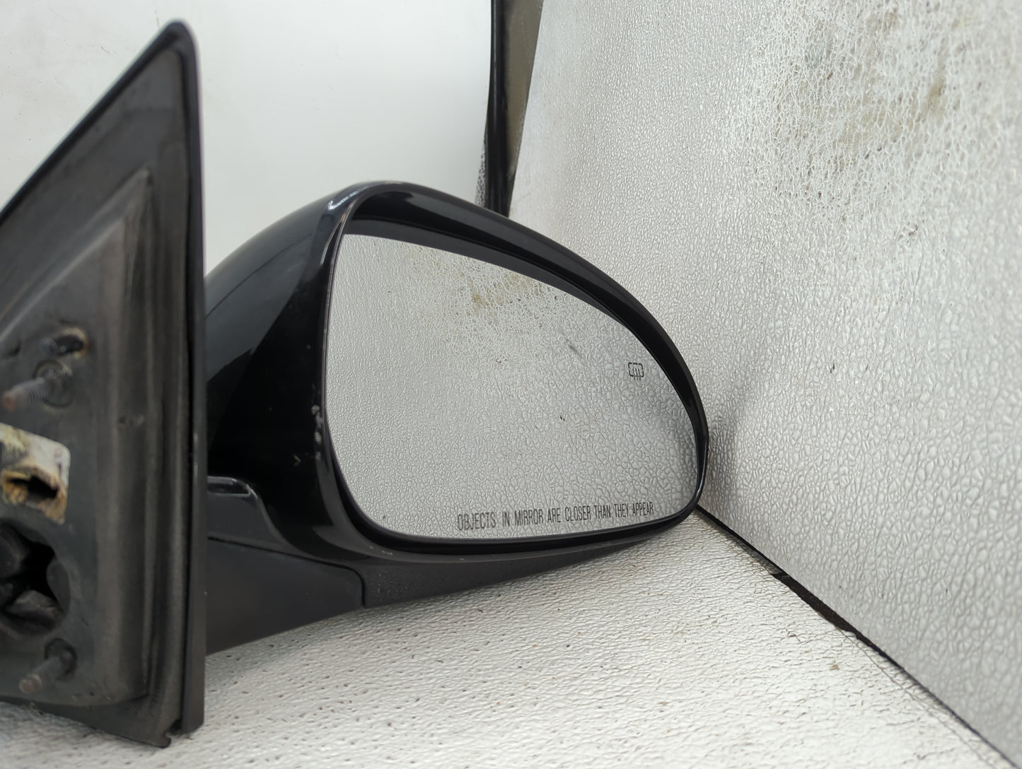 2008-2012 Buick Enclave Passenger Side View Mirror - Right Door Mirror OEM Used - Oemusedautoparts1.com