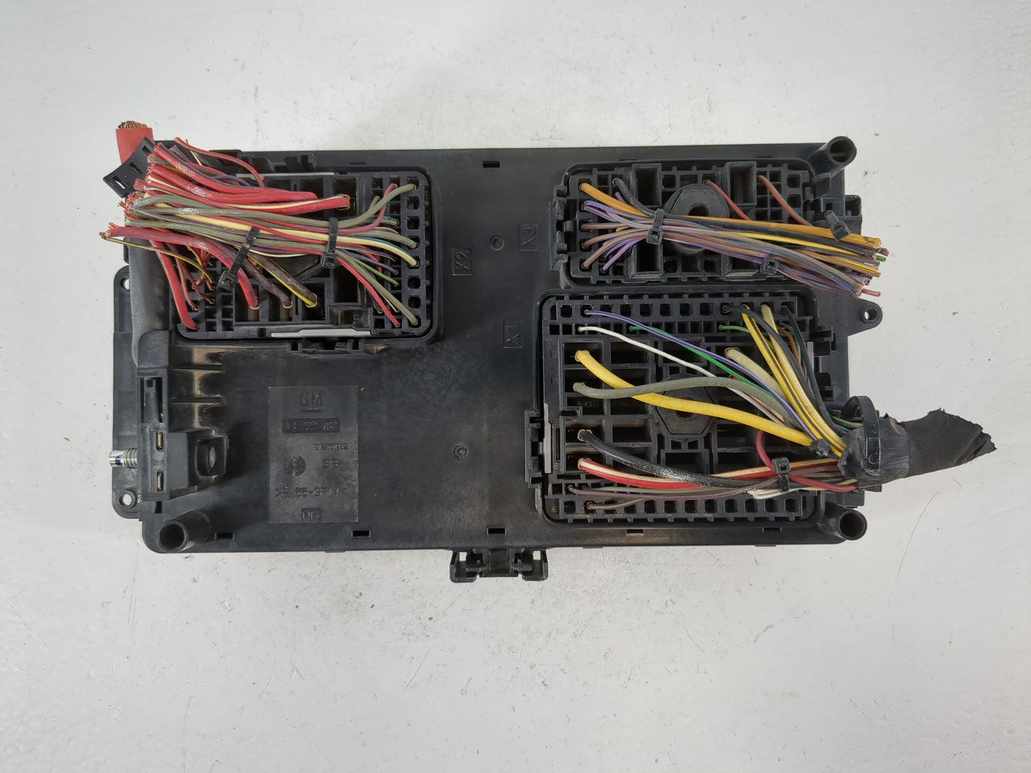 2011 Buick Lacrosse Fusebox Fuse Box Panel Relay Module P/N:20994160 20922937, 812461952 Fits OEM Used Auto Parts - Oemuseda